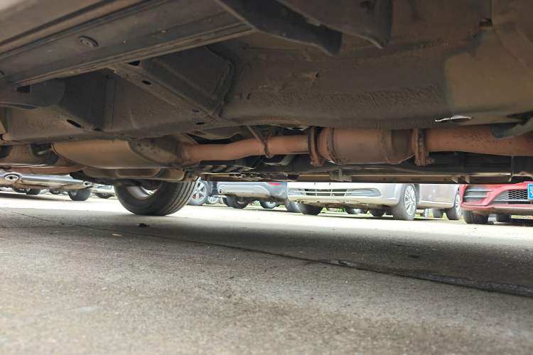 Used Chevrolet Captiva 2015 2.4L Two-Wheel Drive Urban Version 5 Seats Right Side Sill