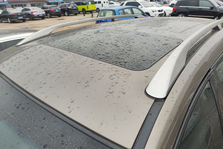 Used Chevrolet Captiva 2015 2.4L 4x4 Flagship Edition 7-Seater Roof