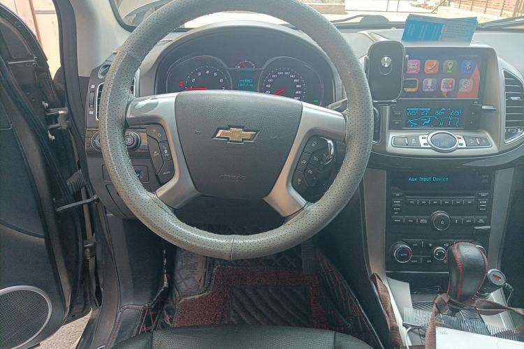 Used Chevrolet Captiva 2015 2.4L 4x4 Flagship Edition 7-Seater Steering Wheel