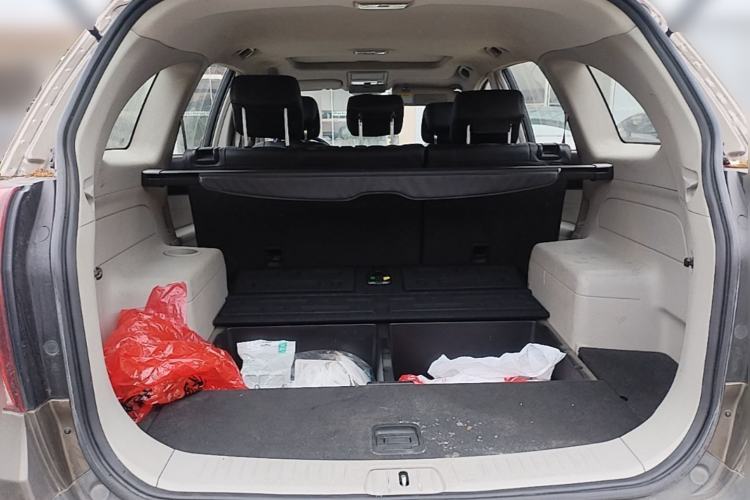 Used Chevrolet Captiva 2015 2.4L Two-Wheel Drive Urban Version 5 Seats Trunk