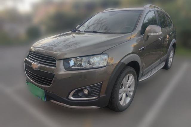 Used Chevrolet Captiva 2015 2.4L 4x4 Flagship Edition 7-Seater