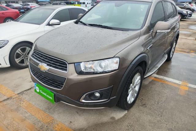 Used Chevrolet Captiva 2015 2.4L 4x4 Flagship Edition 7-Seater