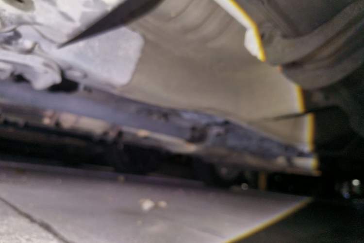 Used Chevrolet Captiva 2015 2.4L 4x4 Flagship Edition 7-Seater Chassis Front Left
