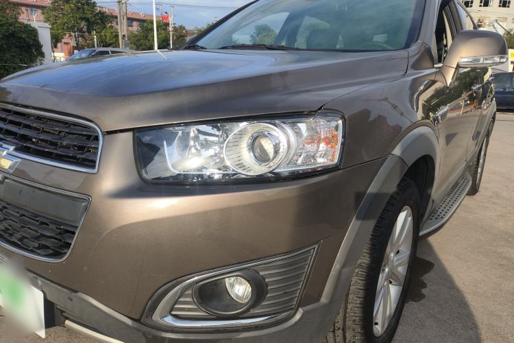 Used Chevrolet Captiva 2015 2.4L 4x4 Flagship Edition 7-Seater Exterior 14