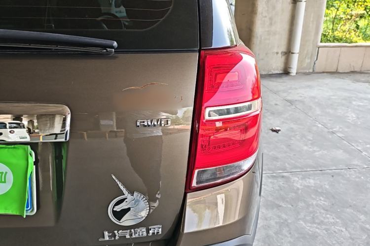 Used Chevrolet Captiva 2015 2.4L 4x4 Flagship Edition 7-Seater Exterior 3