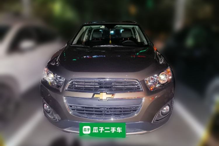 Used Chevrolet Captiva 2015 2.4L 4x4 Flagship Edition 7-Seater Front