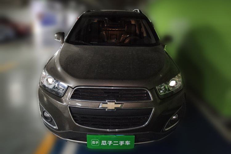 Used Chevrolet Captiva 2015 2.4L 4x4 Flagship Edition 7-Seater Front