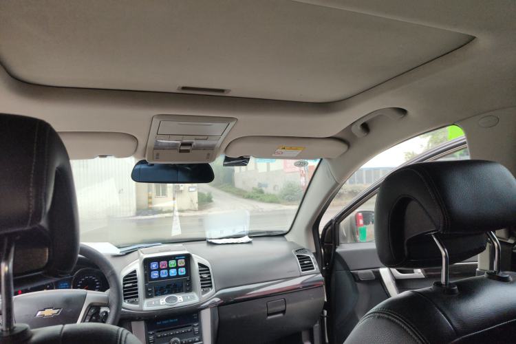 Used Chevrolet Captiva 2015 2.4L 4x4 Flagship Edition 7-Seater Headliner