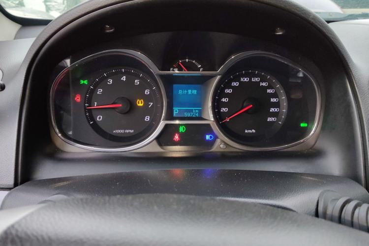 Used Chevrolet Captiva 2015 2.4L 4x4 Flagship Edition 7-Seater Instrument Cluster
