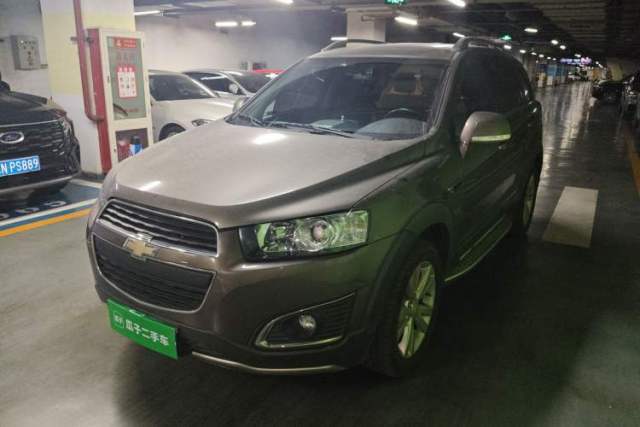 Used Chevrolet Captiva 2015 2.4L 4x4 Flagship Edition 7-Seater
