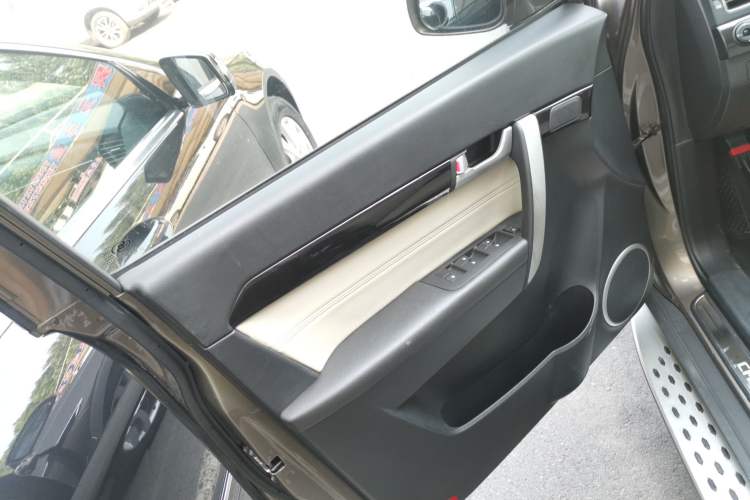Used Chevrolet Captiva 2015 2.4L 4x4 Flagship Edition 7-Seater Left Front Door Interior