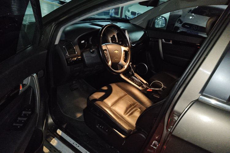 Used Chevrolet Captiva 2015 2.4L 4x4 Flagship Edition 7-Seater Left Front Seat