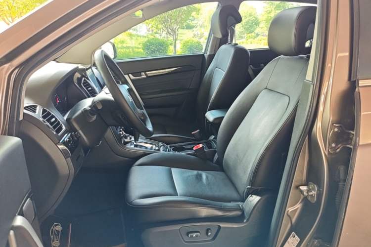 Used Chevrolet Captiva 2015 2.4L 4x4 Flagship Edition 7-Seater Left Front Seat