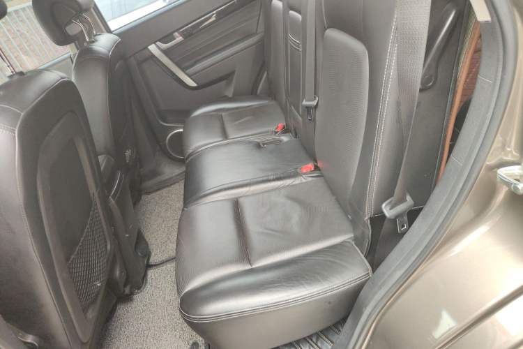 Used Chevrolet Captiva 2015 2.4L 4x4 Flagship Edition 7-Seater Left Rear Seat