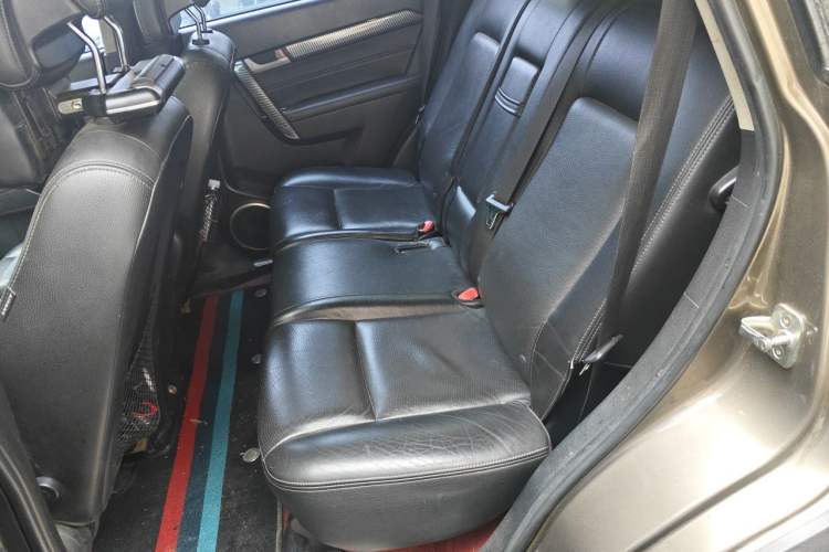 Used Chevrolet Captiva 2015 2.4L 4x4 Flagship Edition 7-Seater Left Rear Seat