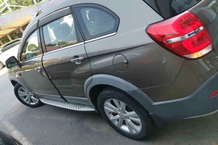 Used Chevrolet Captiva 2015 2.4L 4x4 Flagship Edition 7-Seater Left Side