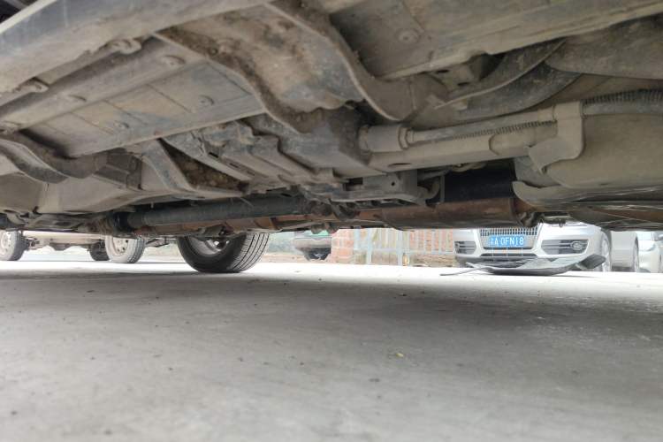 Used Chevrolet Captiva 2015 2.4L 4x4 Flagship Edition 7-Seater Left Side Sill