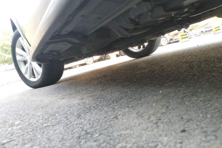 Used Chevrolet Captiva 2015 2.4L 4x4 Flagship Edition 7-Seater Left Side Sill