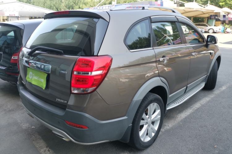 Used Chevrolet Captiva 2015 2.4L 4x4 Flagship Edition 7-Seater Rear Right 45 Deg