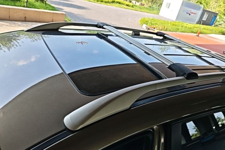 Used Chevrolet Captiva 2015 2.4L 4x4 Flagship Edition 7-Seater Roof