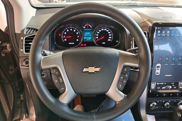 Used Chevrolet Captiva 2015 2.4L 4x4 Flagship Edition 7-Seater Steering Wheel