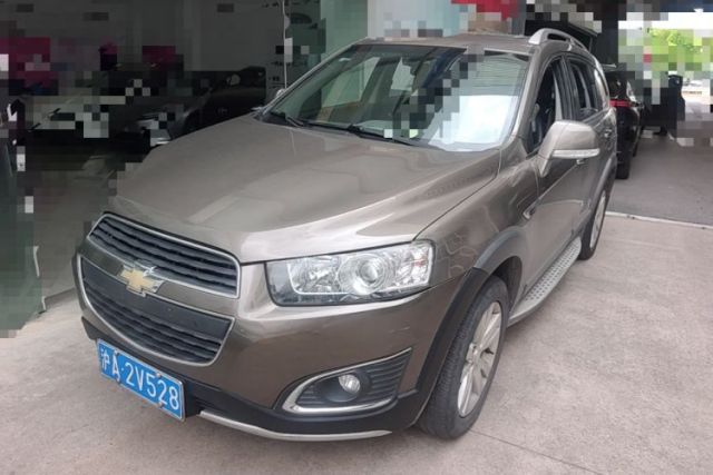 Used Chevrolet Captiva 2015 2.4L 4x4 Flagship Edition 7-Seater
