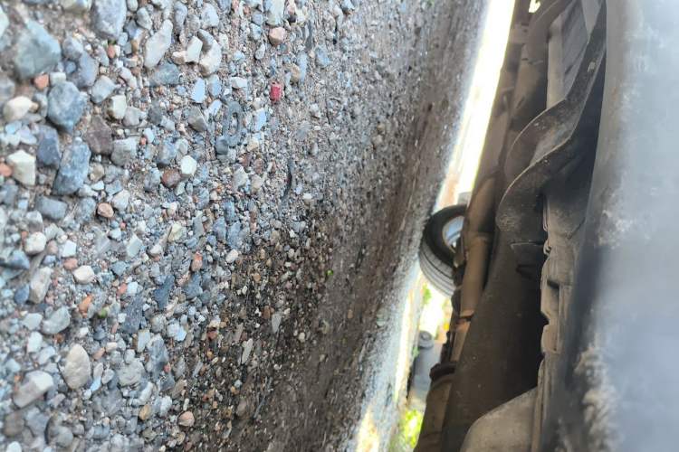 Used Chevrolet Captiva 2015 2.4L 4x4 Flagship Edition 7-Seater Chassis Front Right
