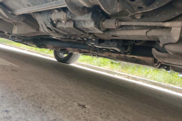 Used Chevrolet Captiva 2015 2.4L 4x4 Flagship Edition 7-Seater Chassis Rear Left