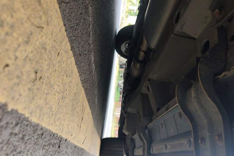 Used Chevrolet Captiva 2015 2.4L 4x4 Flagship Edition 7-Seater Chassis Rear Right