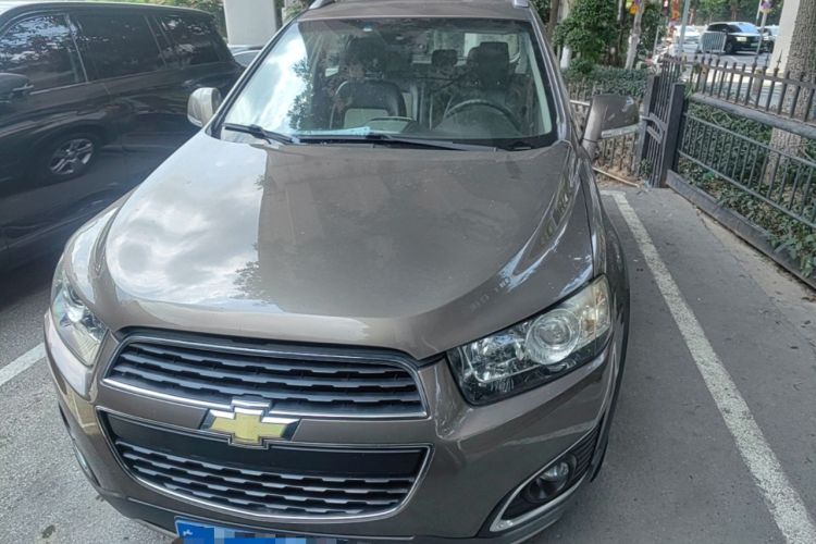 Used Chevrolet Captiva 2015 2.4L Two-Wheel Drive Urban Version 5 Seats Front