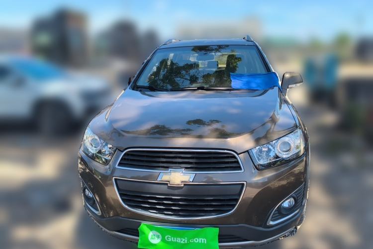 Used Chevrolet Captiva 2015 2.4L 4x4 Flagship Edition 7-Seater Front
