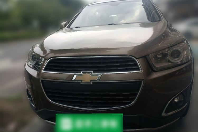 Used Chevrolet Captiva 2015 2.4L 4x4 Flagship Edition 7-Seater Front
