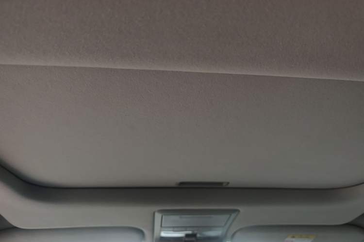 Used Chevrolet Captiva 2015 2.4L 4x4 Flagship Edition 7-Seater Headliner