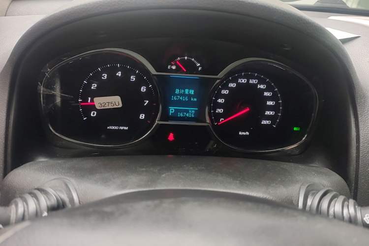 Used Chevrolet Captiva 2015 2.4L 4x4 Flagship Edition 7-Seater Instrument Cluster
