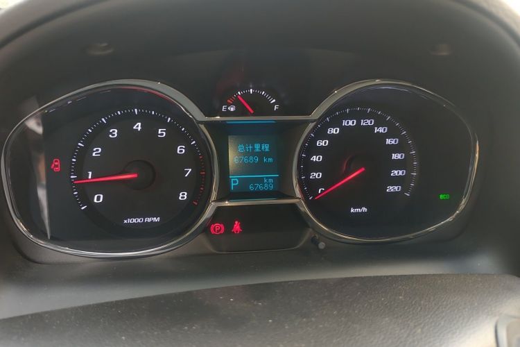 Used Chevrolet Captiva 2015 2.4L 4x4 Flagship Edition 7-Seater Instrument Cluster