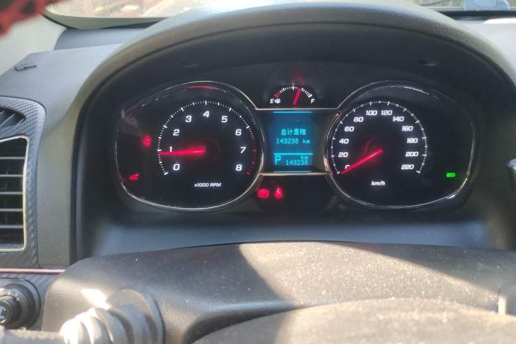 Used Chevrolet Captiva 2015 2.4L 4x4 Flagship Edition 7-Seater Instrument Cluster