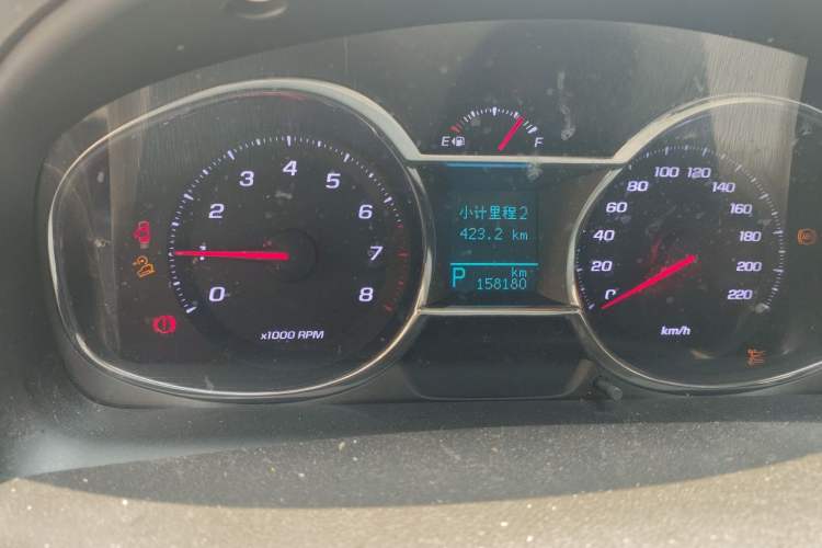 Used Chevrolet Captiva 2015 2.4L 4x4 Flagship Edition 7-Seater Instrument Cluster