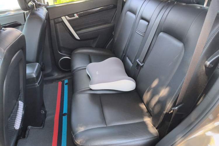 Used Chevrolet Captiva 2015 2.4L 4x4 Flagship Edition 7-Seater Left Rear Seat