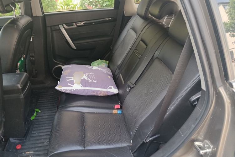 Used Chevrolet Captiva 2015 2.4L 4x4 Flagship Edition 7-Seater Left Rear Seat