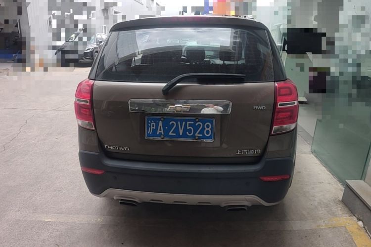 Used Chevrolet Captiva 2015 2.4L 4x4 Flagship Edition 7-Seater Rear
