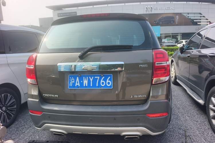 Used Chevrolet Captiva 2015 2.4L 4x4 Flagship Edition 7-Seater Rear