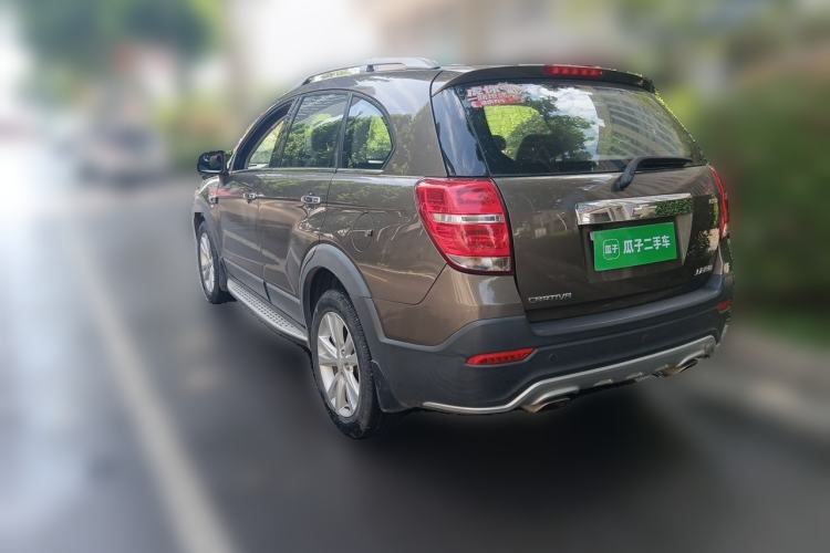 Used Chevrolet Captiva 2015 2.4L 4x4 Flagship Edition 7-Seater Rear Left 45 Deg
