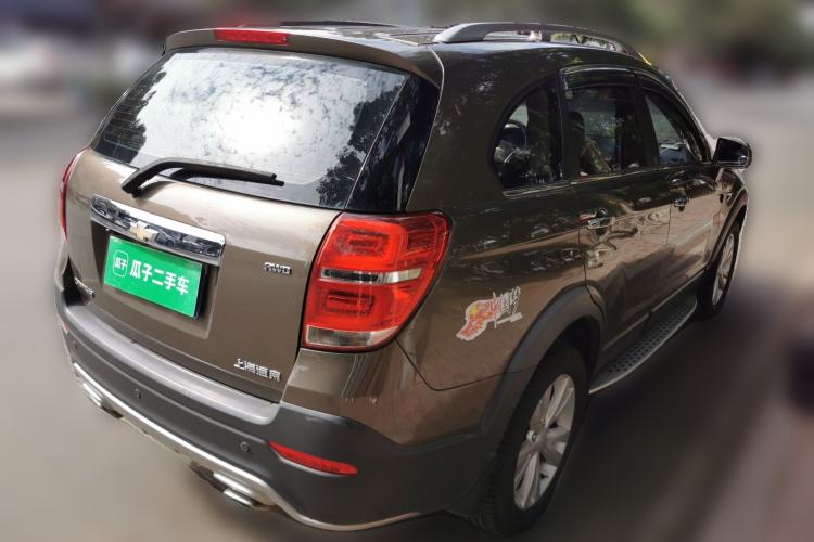 Used Chevrolet Captiva 2015 2.4L 4x4 Flagship Edition 7-Seater Rear Right 45 Deg