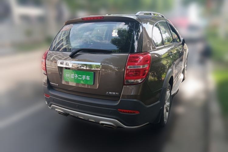 Used Chevrolet Captiva 2015 2.4L 4x4 Flagship Edition 7-Seater Rear Right 45 Deg