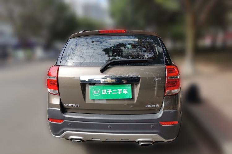 Used Chevrolet Captiva 2015 2.4L 4x4 Flagship Edition 7-Seater Rear