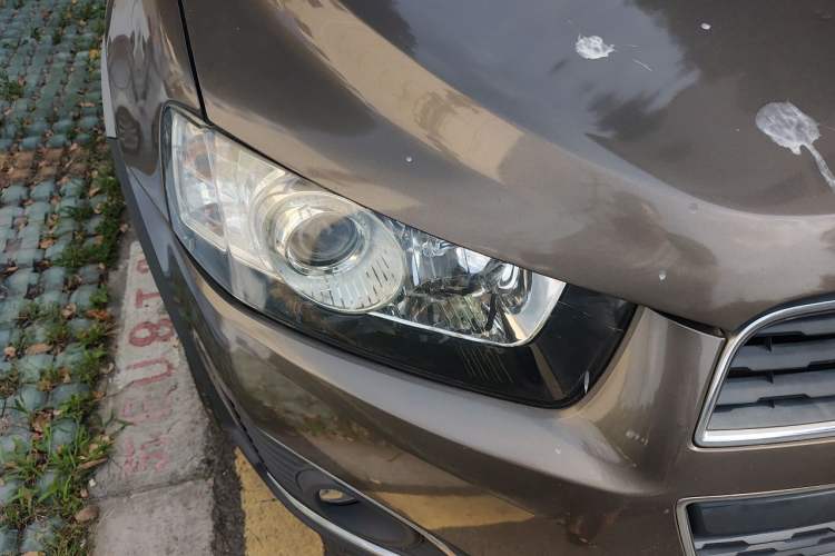 Used Chevrolet Captiva 2015 2.4L 4x4 Flagship Edition 7-Seater Right Front Headlight