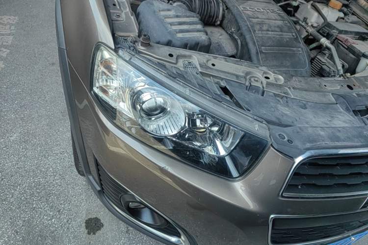 Used Chevrolet Captiva 2015 2.4L Two-Wheel Drive Urban Version 5 Seats Right Front Headlight
