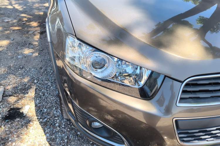 Used Chevrolet Captiva 2015 2.4L 4x4 Flagship Edition 7-Seater Right Front Headlight