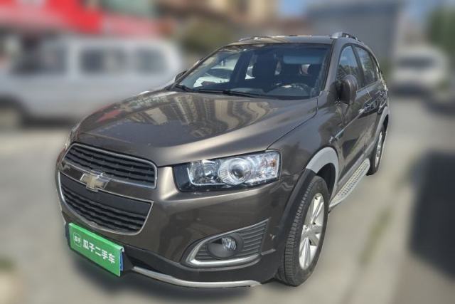 Used Chevrolet Captiva 2015 2.4L 4x4 Flagship Edition 7-Seater