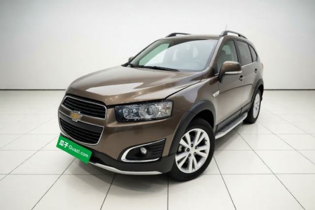 Ojetý Chevrolet Captiva 2015 2.4L 4x4 Flagship Edition 7-Seater